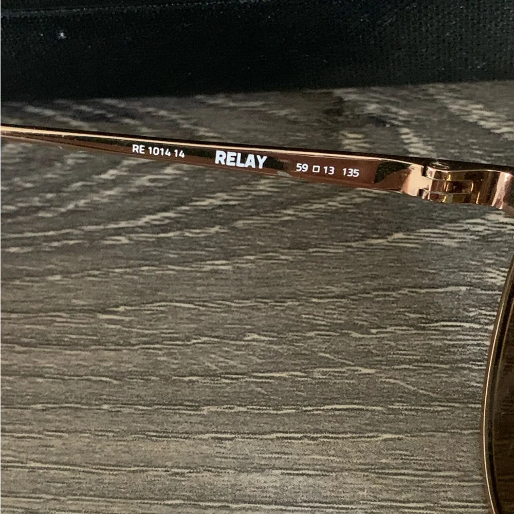 Revo Sunglasses Relay Women's Polarized Lens Medium Aviator Frame Rose Gold